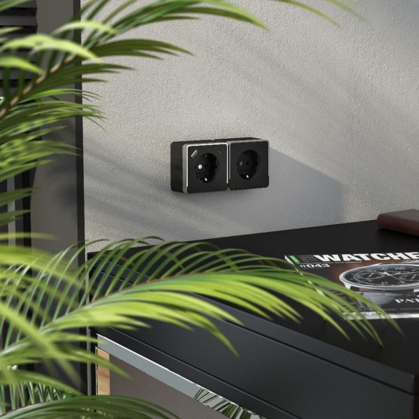 Розетка накладная Werkel Gallant с заземлением, шторками и USB тип A+C Черный / Хром W5071735 — изображение 2