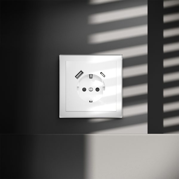 Розетка встраиваемая Voltum S70 с заземлением, шторками и USB A+C Белый Глянцевый VLS040501 — изображение 4